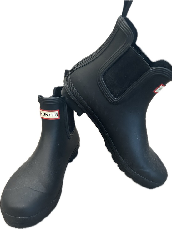 Hunter Shoes - Hunter Women's Matte Black Chelsea Rain Boots (size 11)